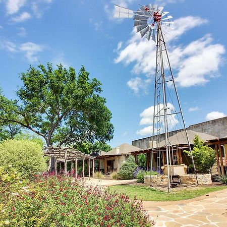 Wine Country Cottages On Main Fredericksburg Esterno foto