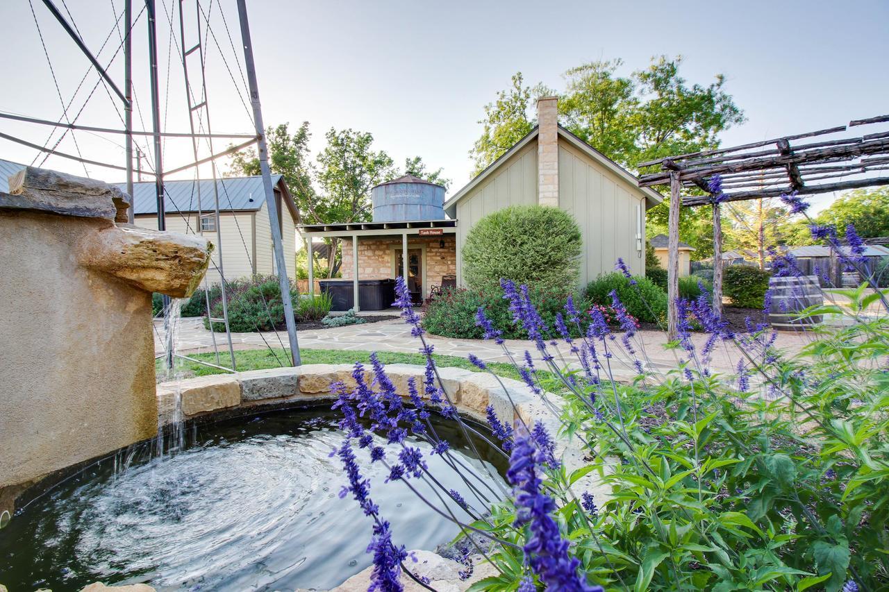 Wine Country Cottages On Main Fredericksburg Camera foto