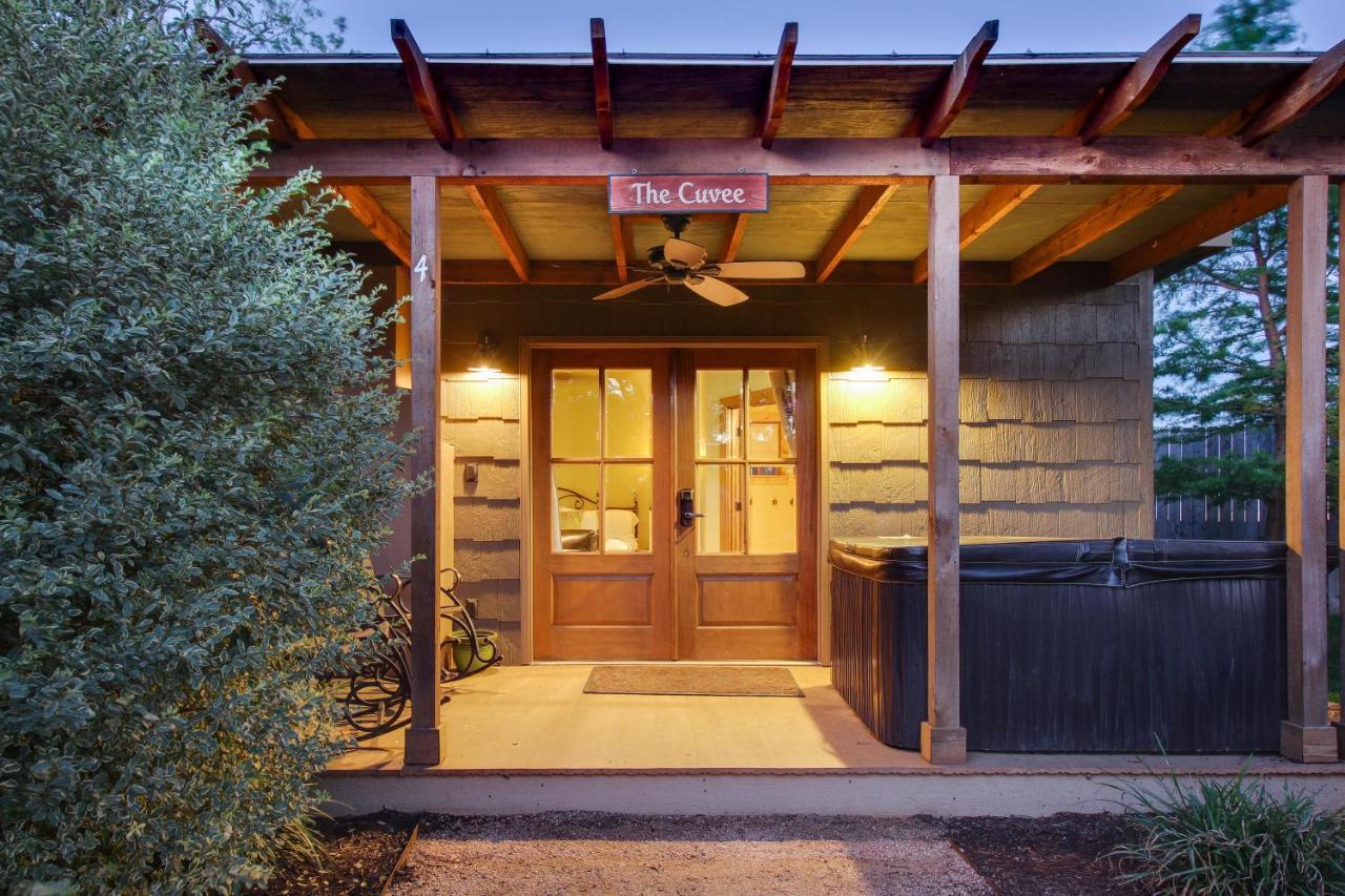 Wine Country Cottages On Main Fredericksburg Camera foto