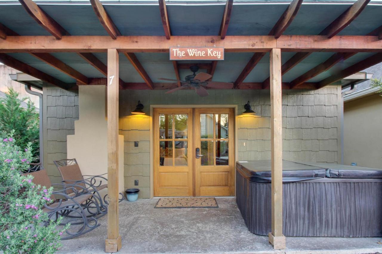 Wine Country Cottages On Main Fredericksburg Camera foto