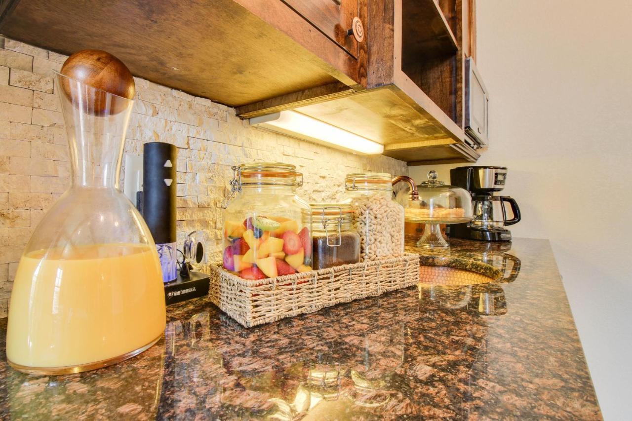 Wine Country Cottages On Main Fredericksburg Camera foto